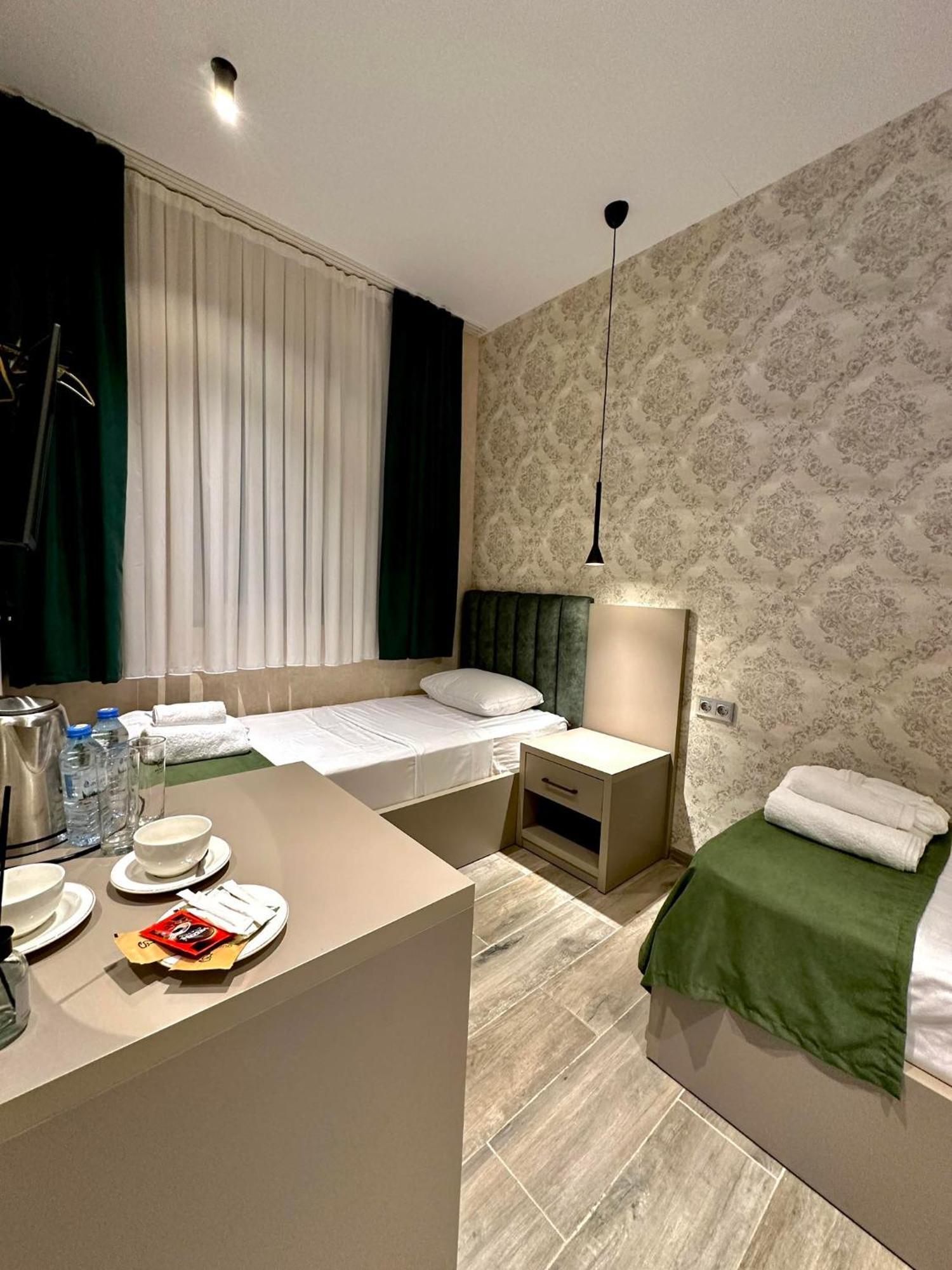 Emerald Hotel Batumi Eksteriør billede