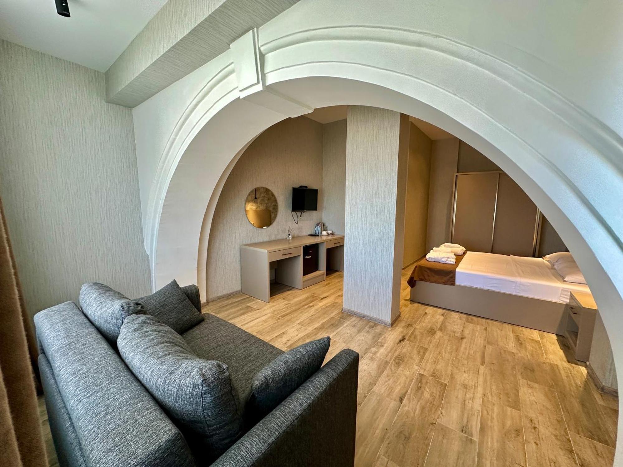Emerald Hotel Batumi Eksteriør billede